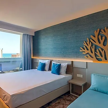 Bacolux Koralio, Hotel 4*