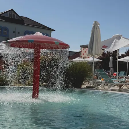 Bacolux Koralio, Hotel 4*