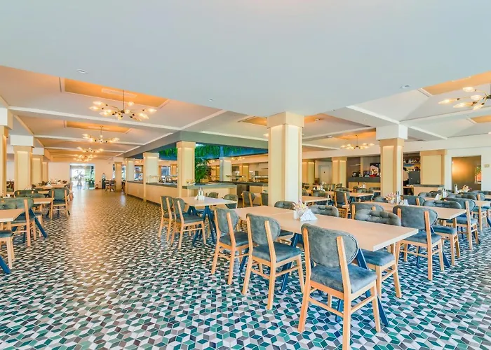 Hotel Bacolux Koralio, 4*