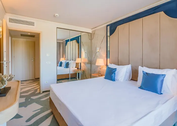 Bacolux Koralio, Eforie Nord