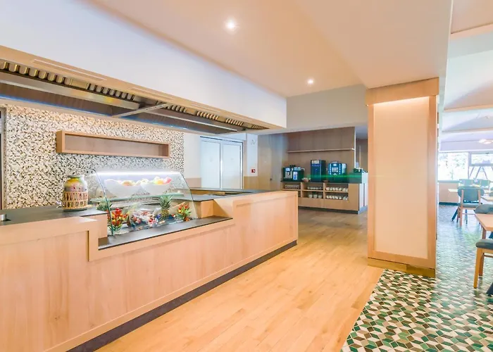 Hotel Bacolux Koralio, 4*