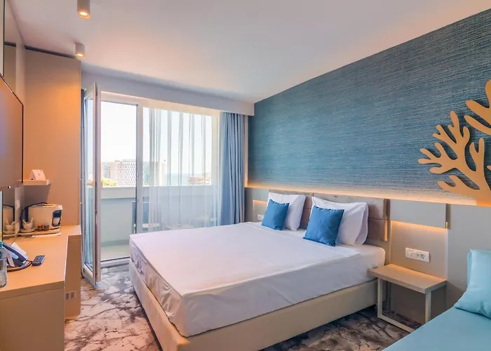 Bacolux Koralio, Eforie Nord